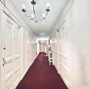 Senate Hotel